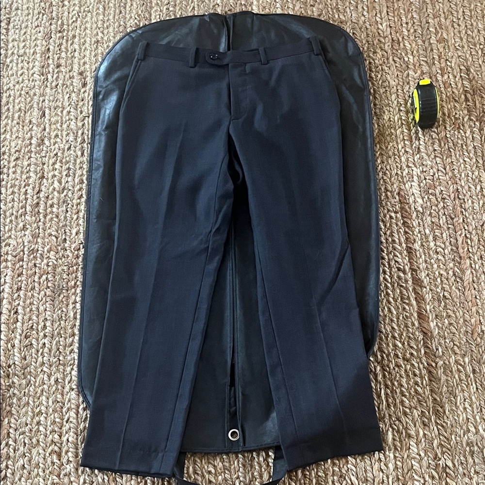 Custom Indochino charcoal wool suit. Silk burgundy lining. Jacket AND pants. - Picture 2 of 14